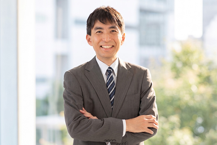 代表取締役社長 雨宮 耕造
