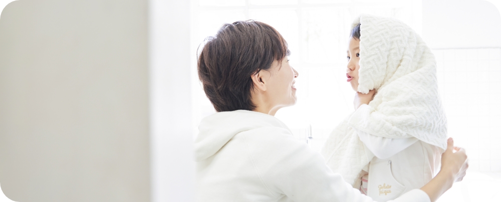 外気温にかかわらず、快適な温度を維持できることによって光熱費削減。また家の中での寒暖差が少なくなり、ヒートショックのリスクを下げることができます。