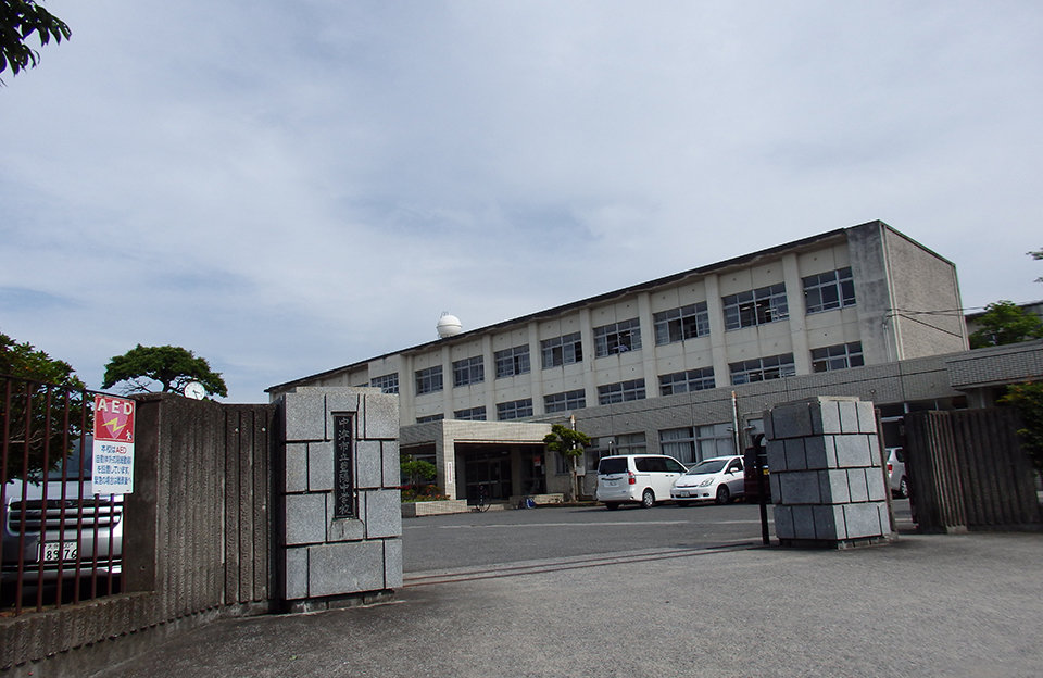 豊陽中学校／900ｍ（徒歩12分）